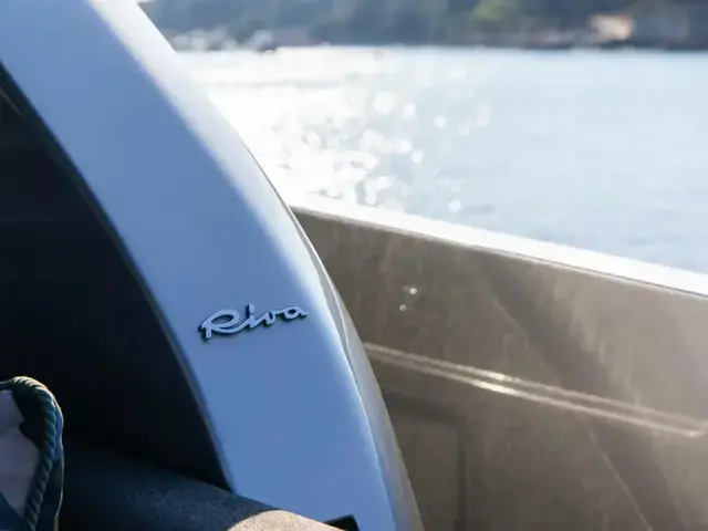 Riva 76 Perseo