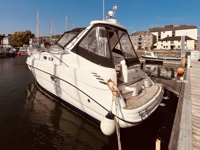 Sealine S34 Sports Cruiser