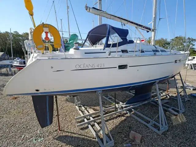 Beneteau Oceanis Clipper 423