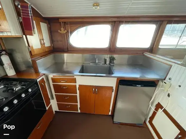 Monk Tri Cabin Canoe Stern Diesel Motor Yacht