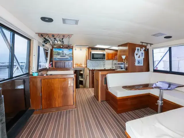 Hatteras 55 Convertible