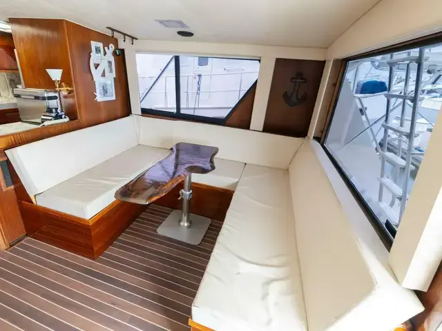 Hatteras 55 Convertible