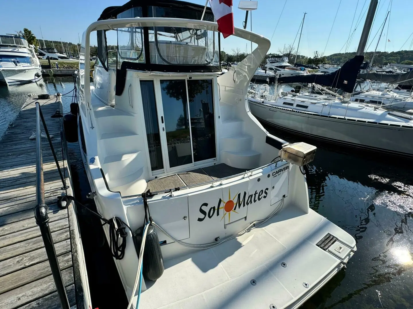 2004 Carver 36 mariner