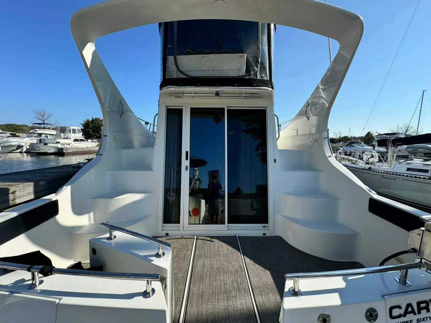 2004 Carver 36 mariner