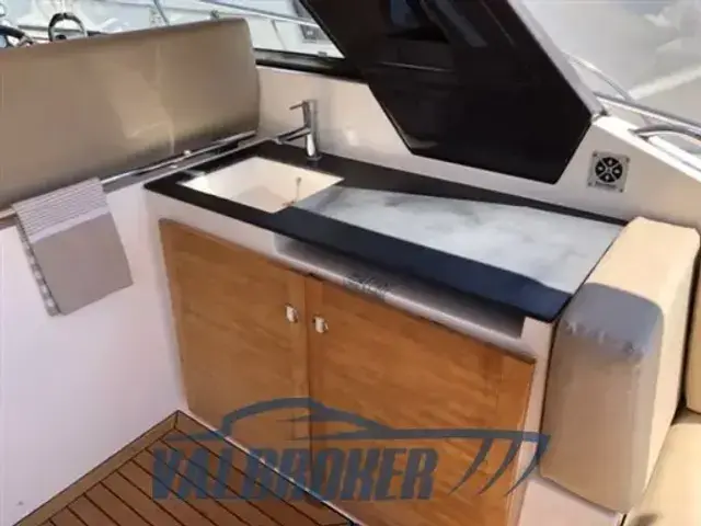 Sealine SC35