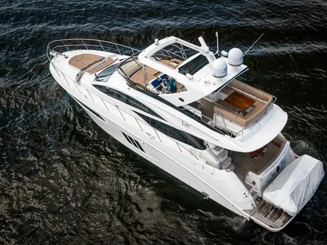 Sea Ray L590 Fly