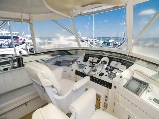 Hatteras 50