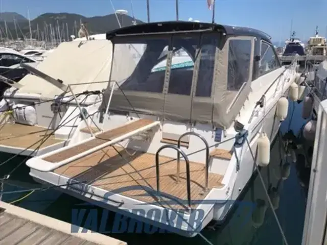 Sealine SC35