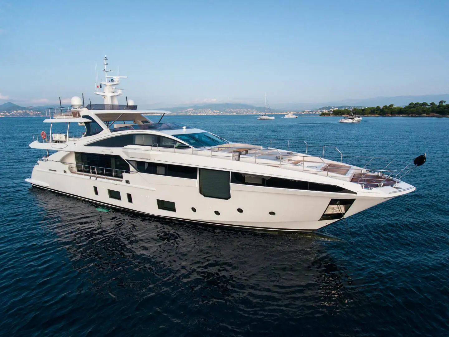 2019 Azimut grande 35m