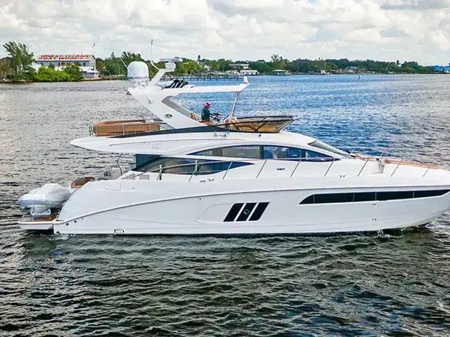 Sea Ray L590 Fly