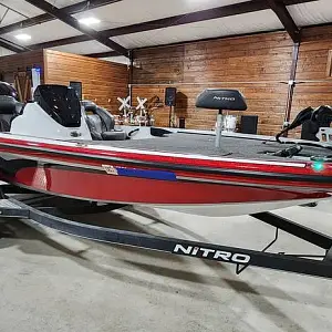 2019 Nitro Z18