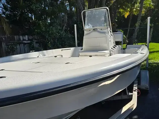 Mako 1901 Tunnel Inshore