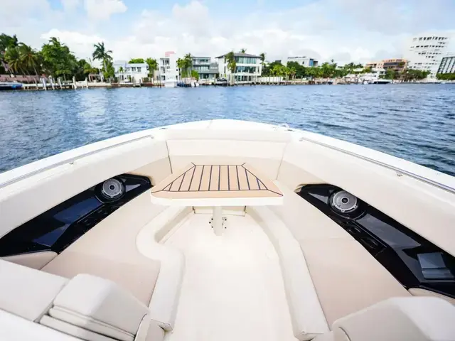 Boston Whaler 280 Vantage