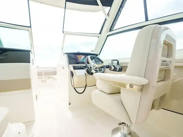 Boston Whaler 280 Vantage