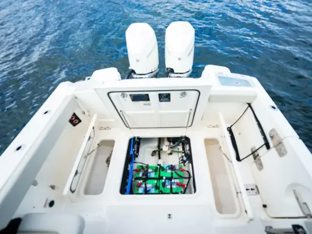 Boston Whaler 280 Vantage