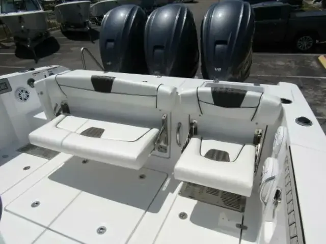 Wellcraft Center Console 352 Fisherman