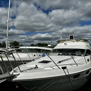 2008 Sealine F37