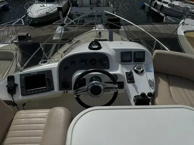 Sealine F37