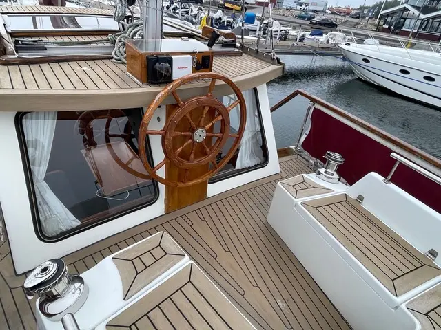 1987 Nauticat 36 ketch