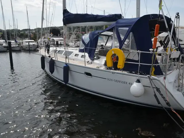 Jeanneau Sun Odyssey 43