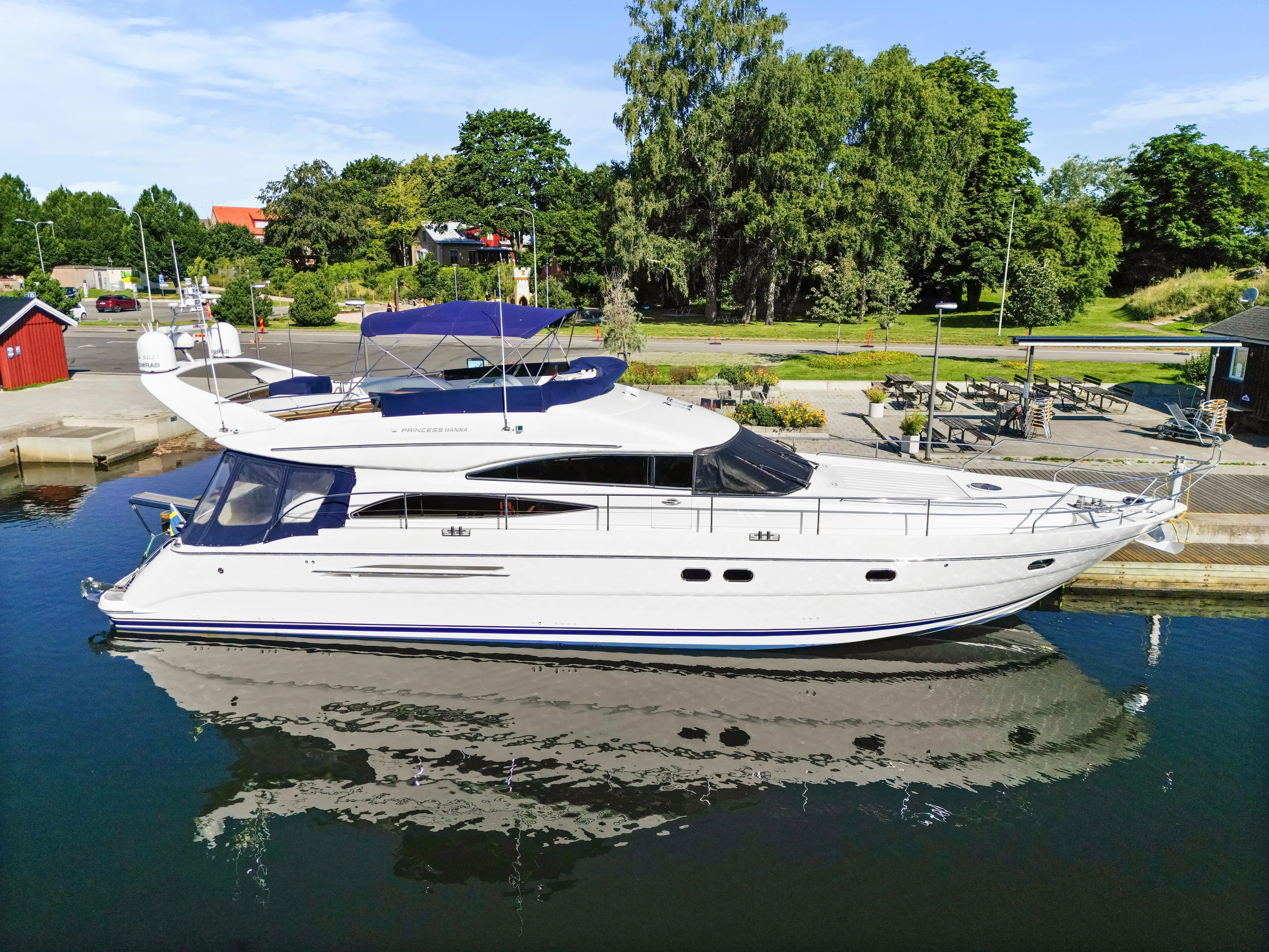 2003 Princess 61