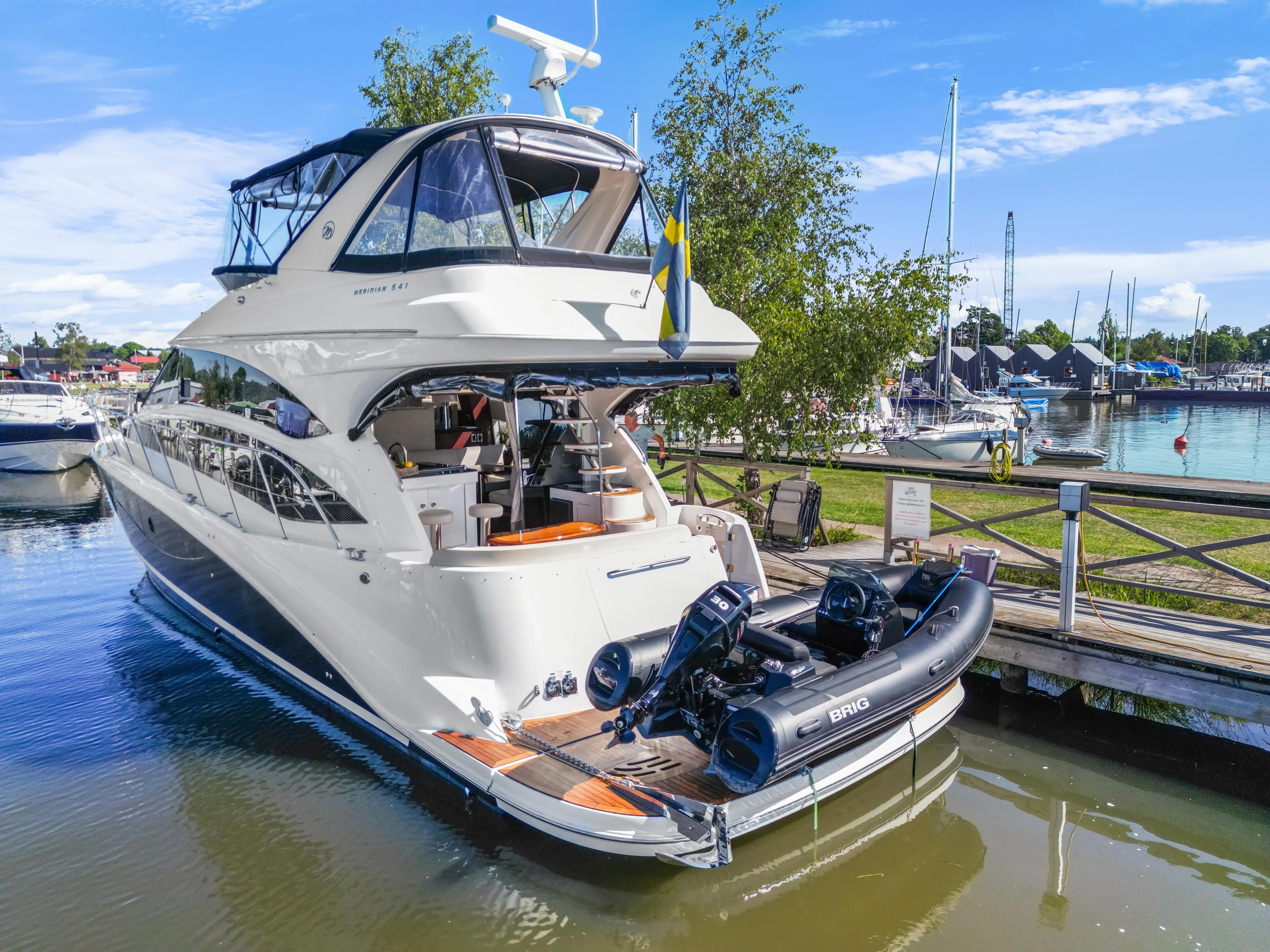 2012 Meridian 541