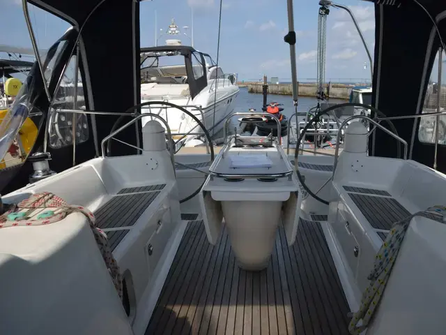 Jeanneau Sun Odyssey 43