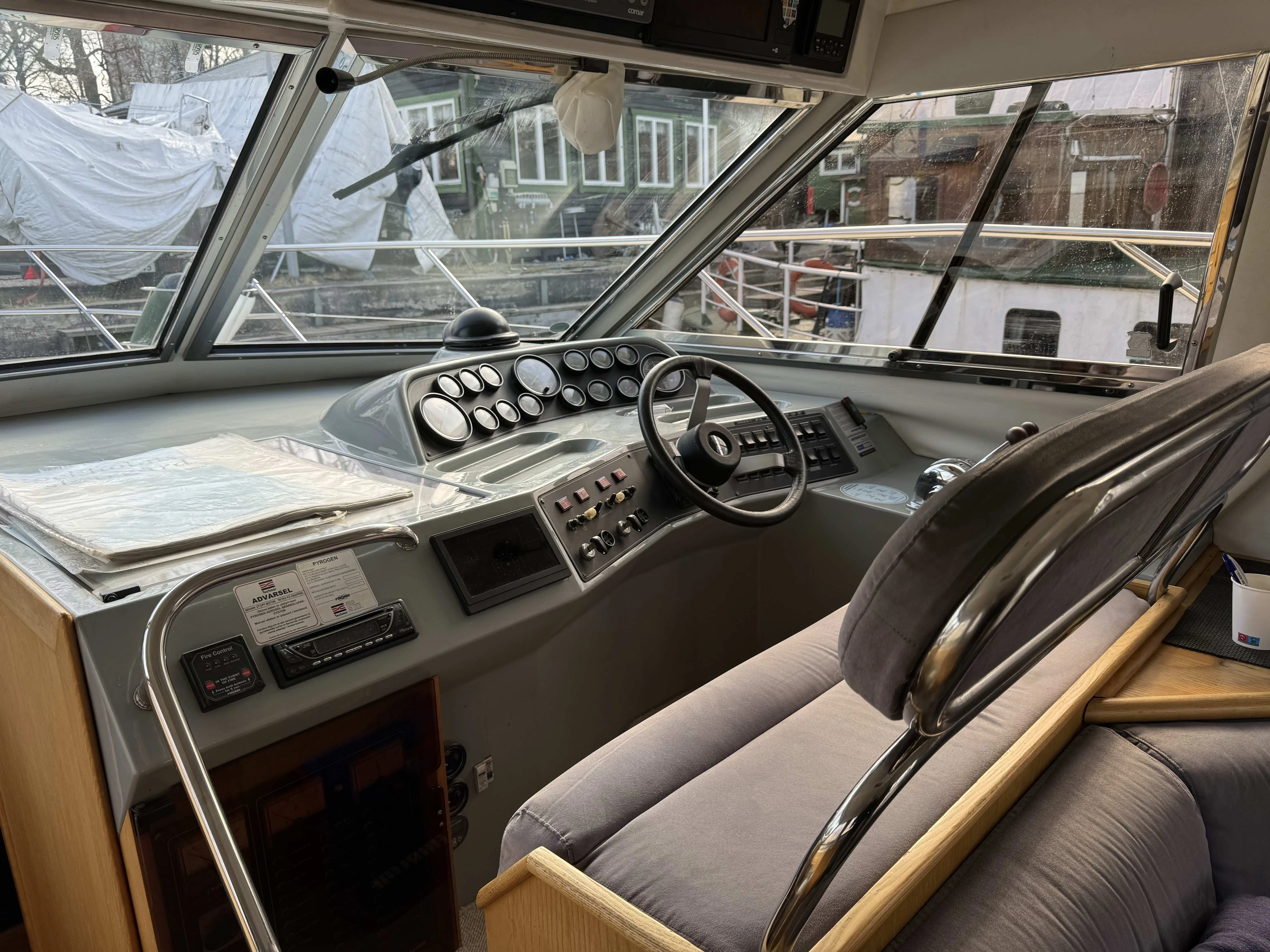 1990 Fairline 41-43