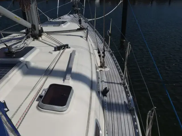 Hanse 341