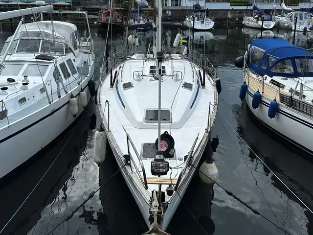 Bavaria 42 CRUISER