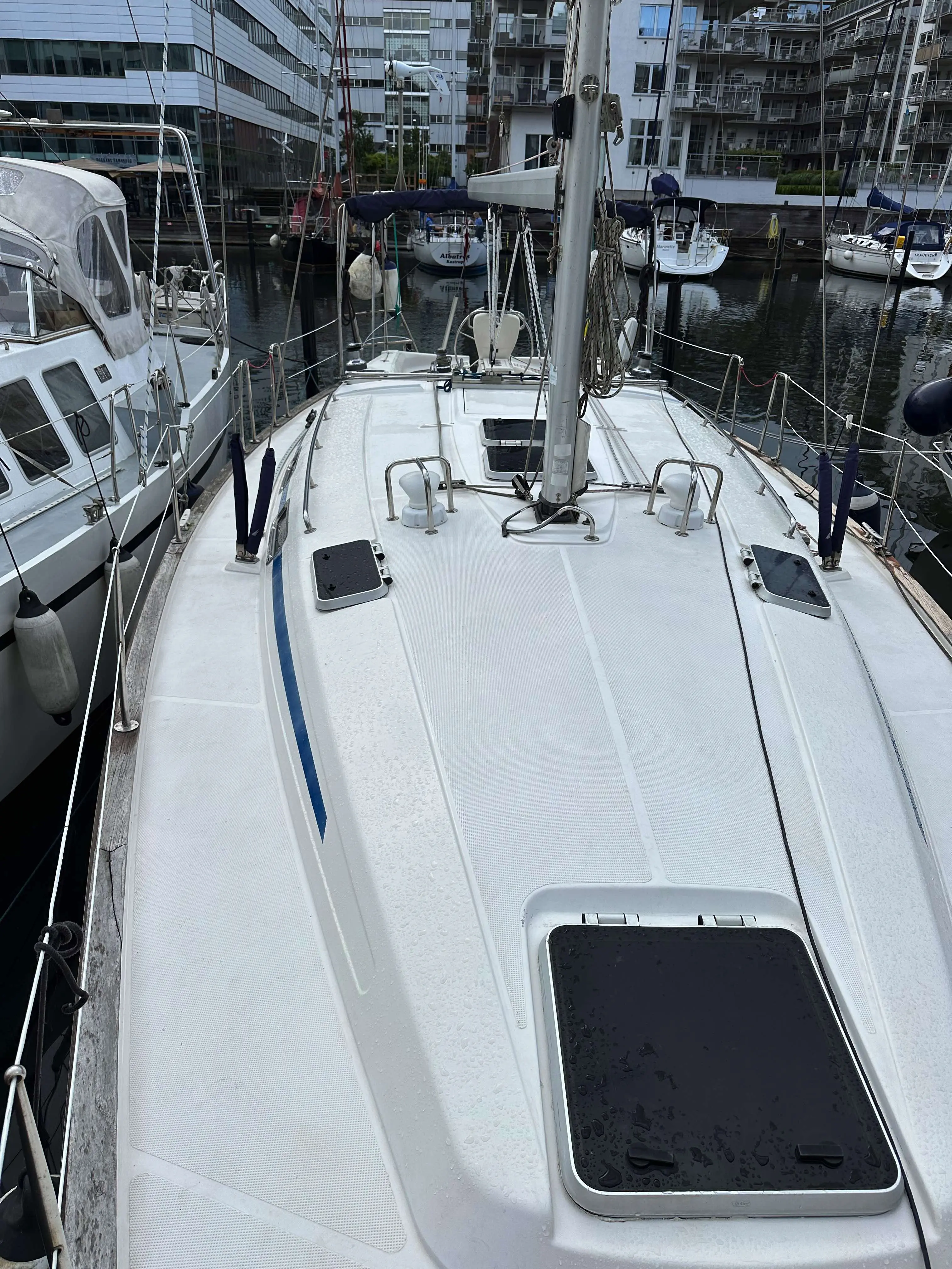 2000 Bavaria 42 cruiser