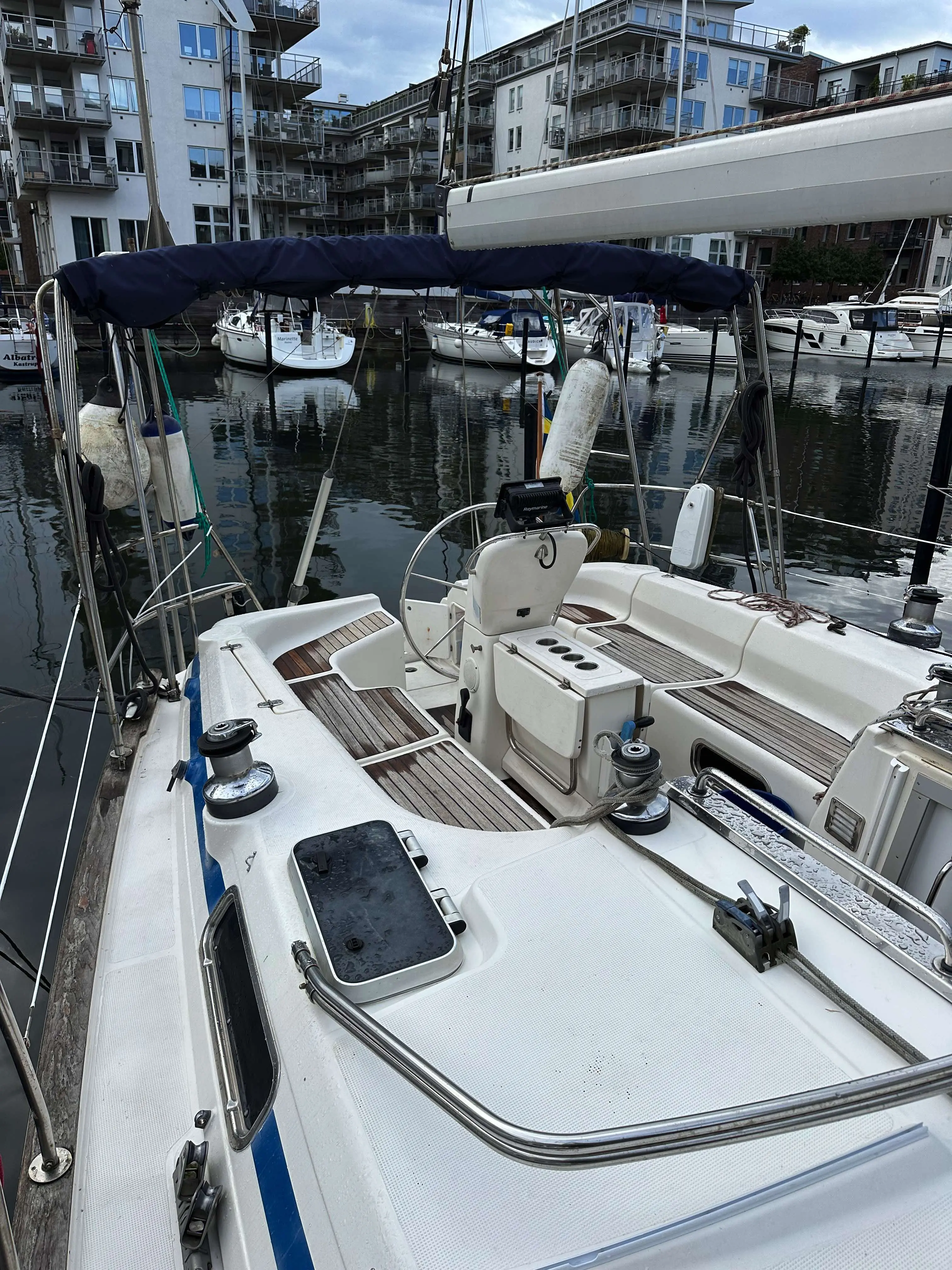 2000 Bavaria 42 cruiser