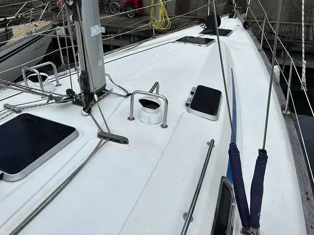 Bavaria 42 CRUISER