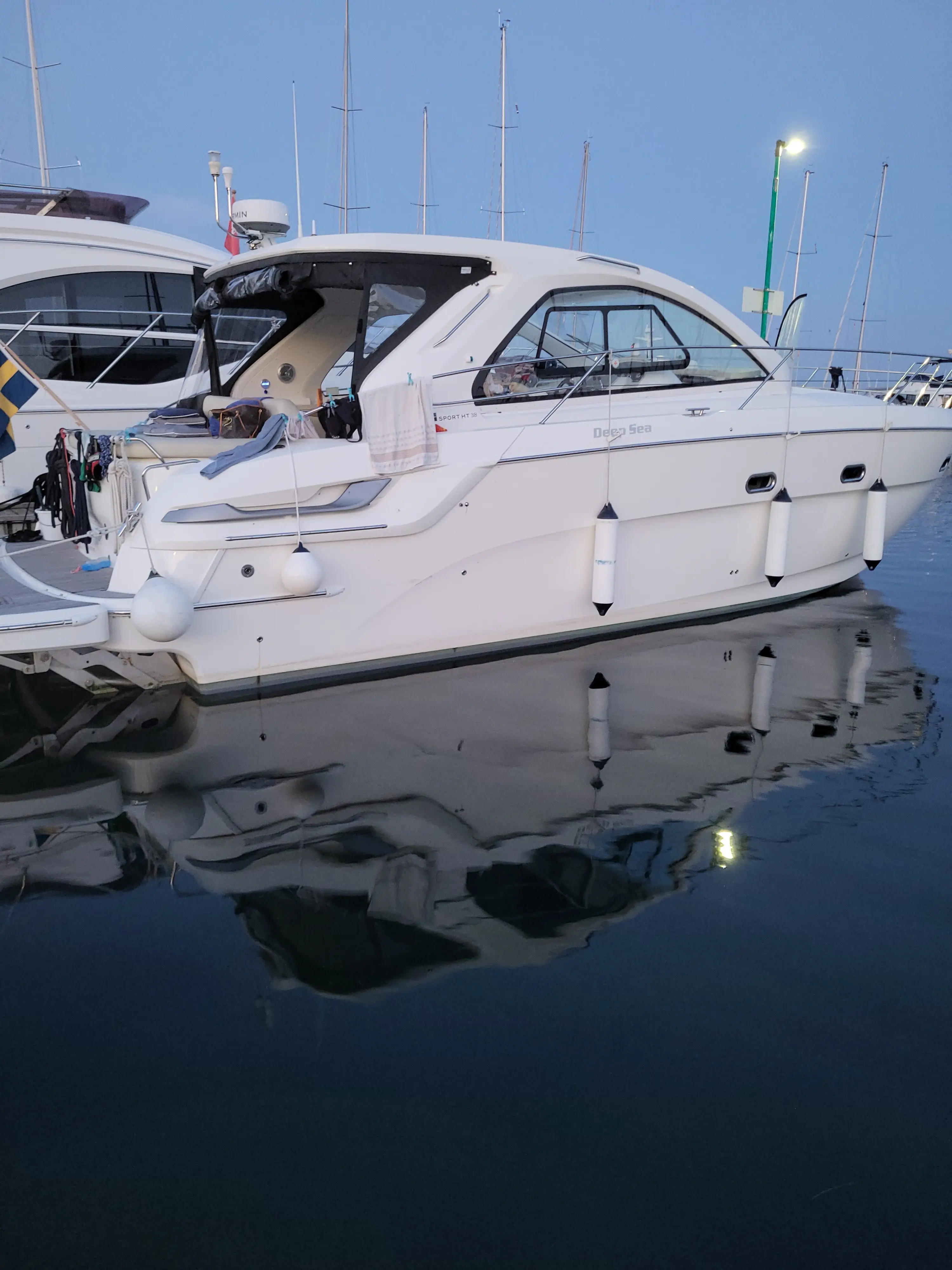 2011 Bavaria 38 sport