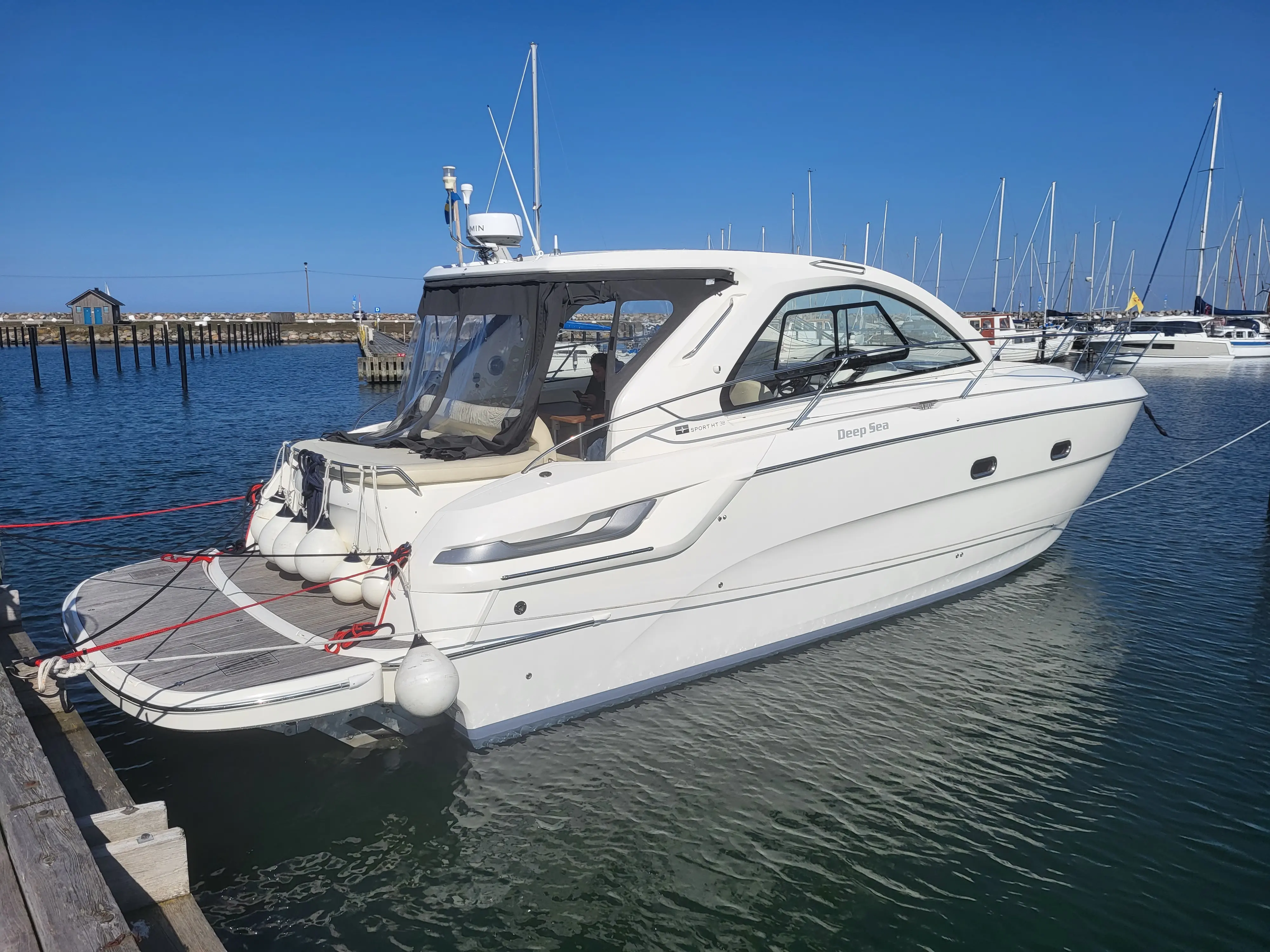 2011 Bavaria 38 sport