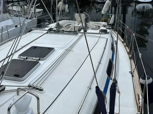 Bavaria 42 CRUISER