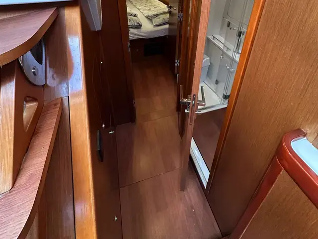 Beneteau Oceanis 60