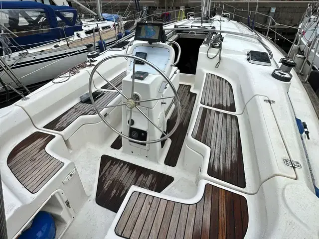 Bavaria 42 CRUISER