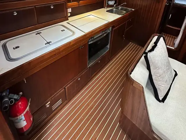 Bavaria 42 CRUISER