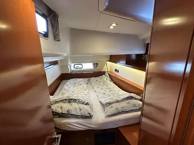 Beneteau Oceanis 60