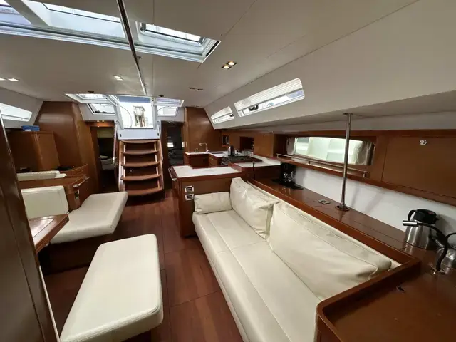 Beneteau Oceanis 60