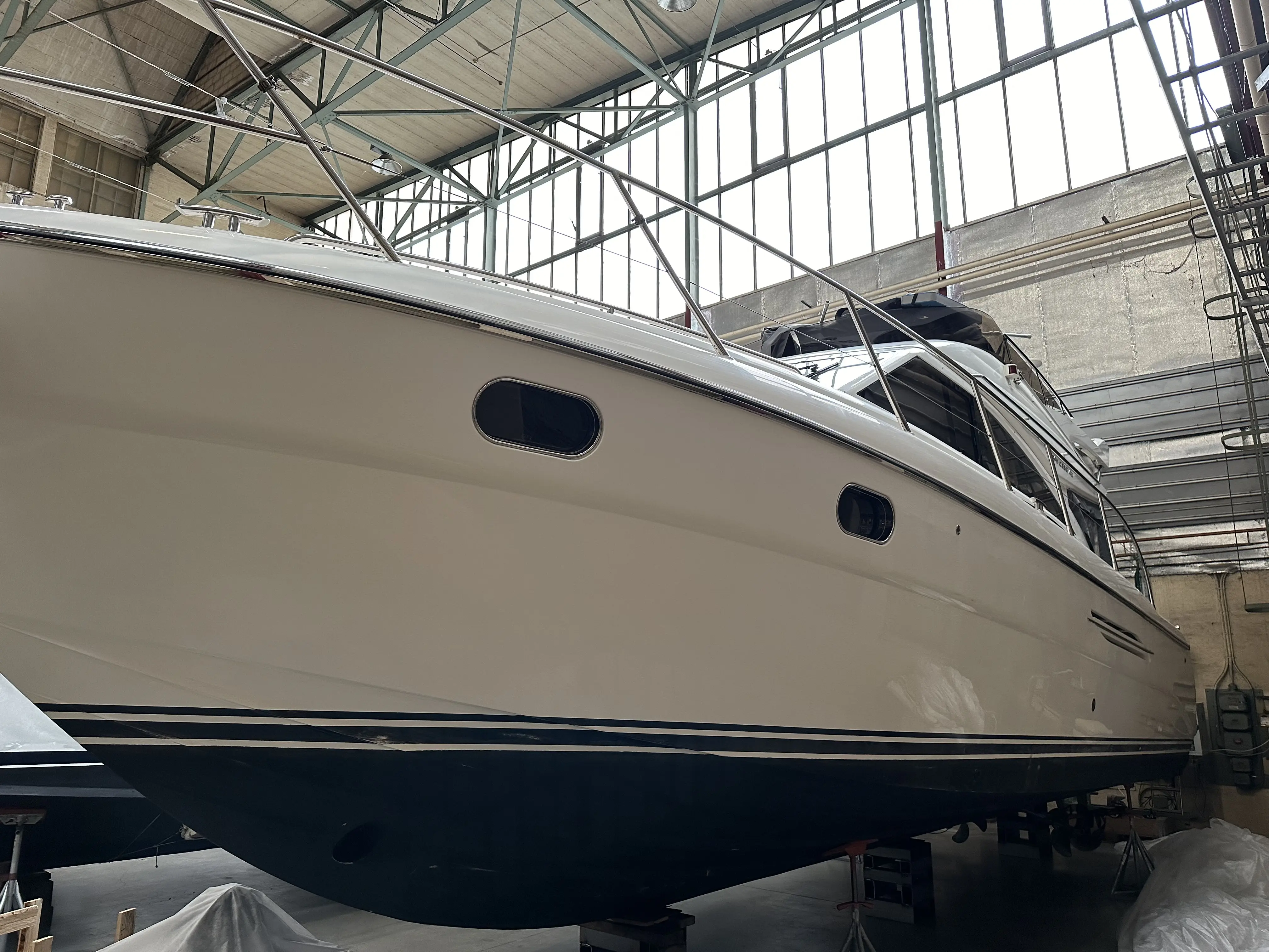 2006 Princess 42 flybridge