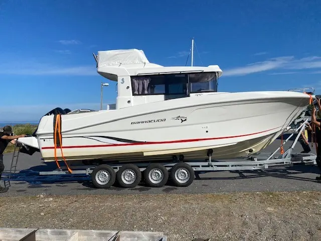 2013 Beneteau barracuda 9