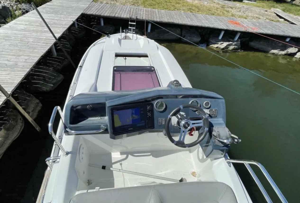 2013 Beneteau barracuda 9