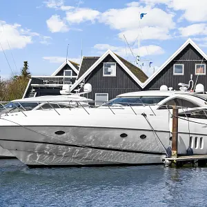 2004 Sunseeker Predator 68