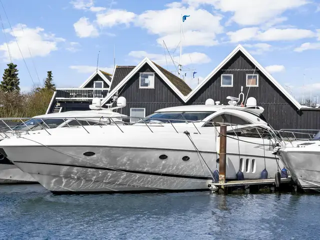 Sunseeker Predator 68