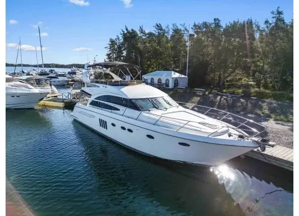 2008 Princess 62 flybridge