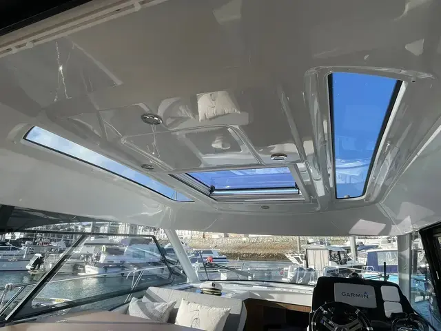 Beneteau Antares 9