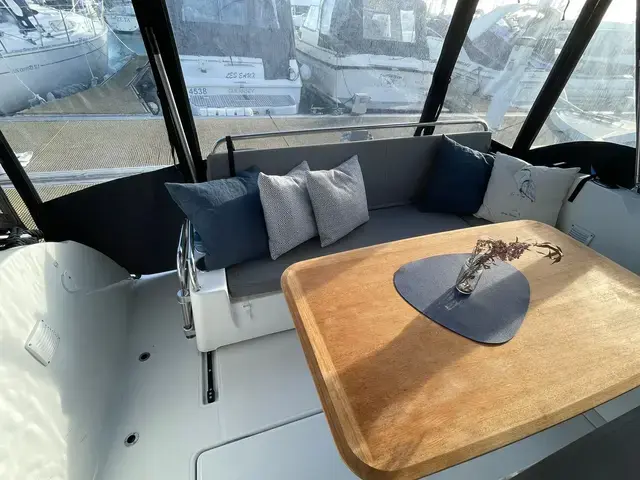 Beneteau Antares 9