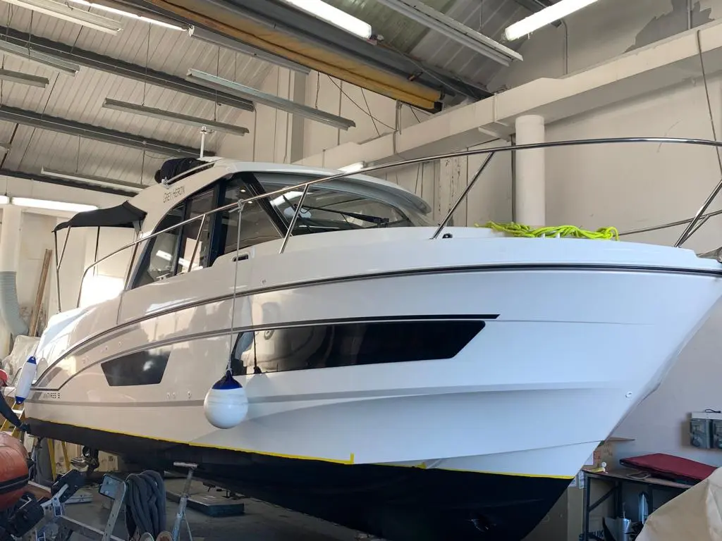 2019 Beneteau antares 9